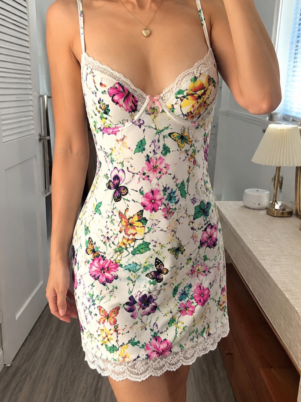 Vintage Victoria’s Secret Floral Butterfly Lace Babydoll Chemise Slip Dress 36B
